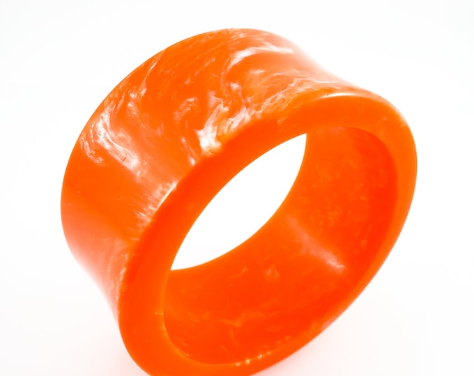 Gorgeous Lucite Bangle in Orange with Subtle Marbling