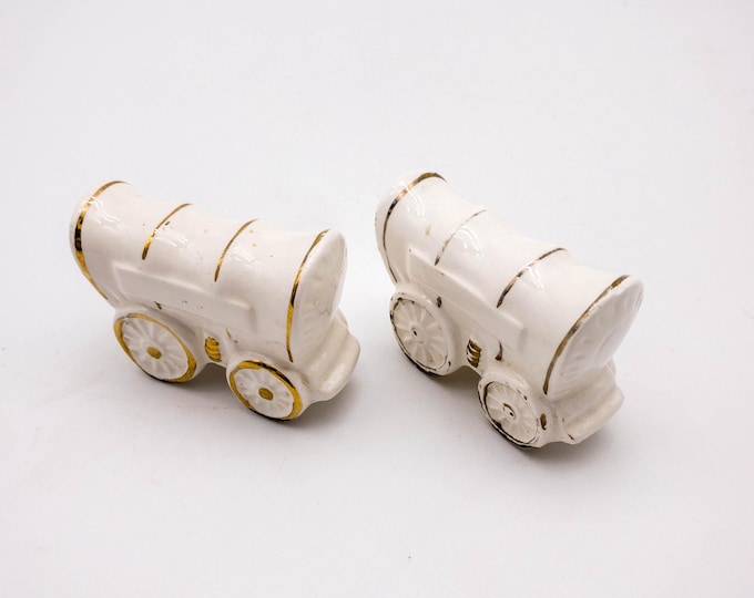 1950s Vintage Covered Wagon Salt and Pepper Set