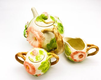 GORGEOUS Vintage 1987 Fitz and Floyd Hummingbird Hibiscus Covered Sugar Bowl Creamer and TeaPot