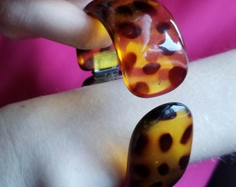 Fab Acrylic Leopard Acrylic Bracelet