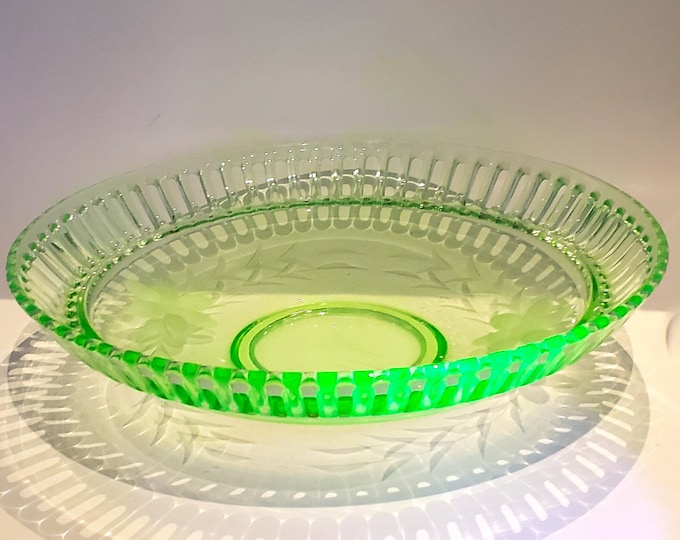 Uranium Green Glass Art Deco Etched Faceted Bowl