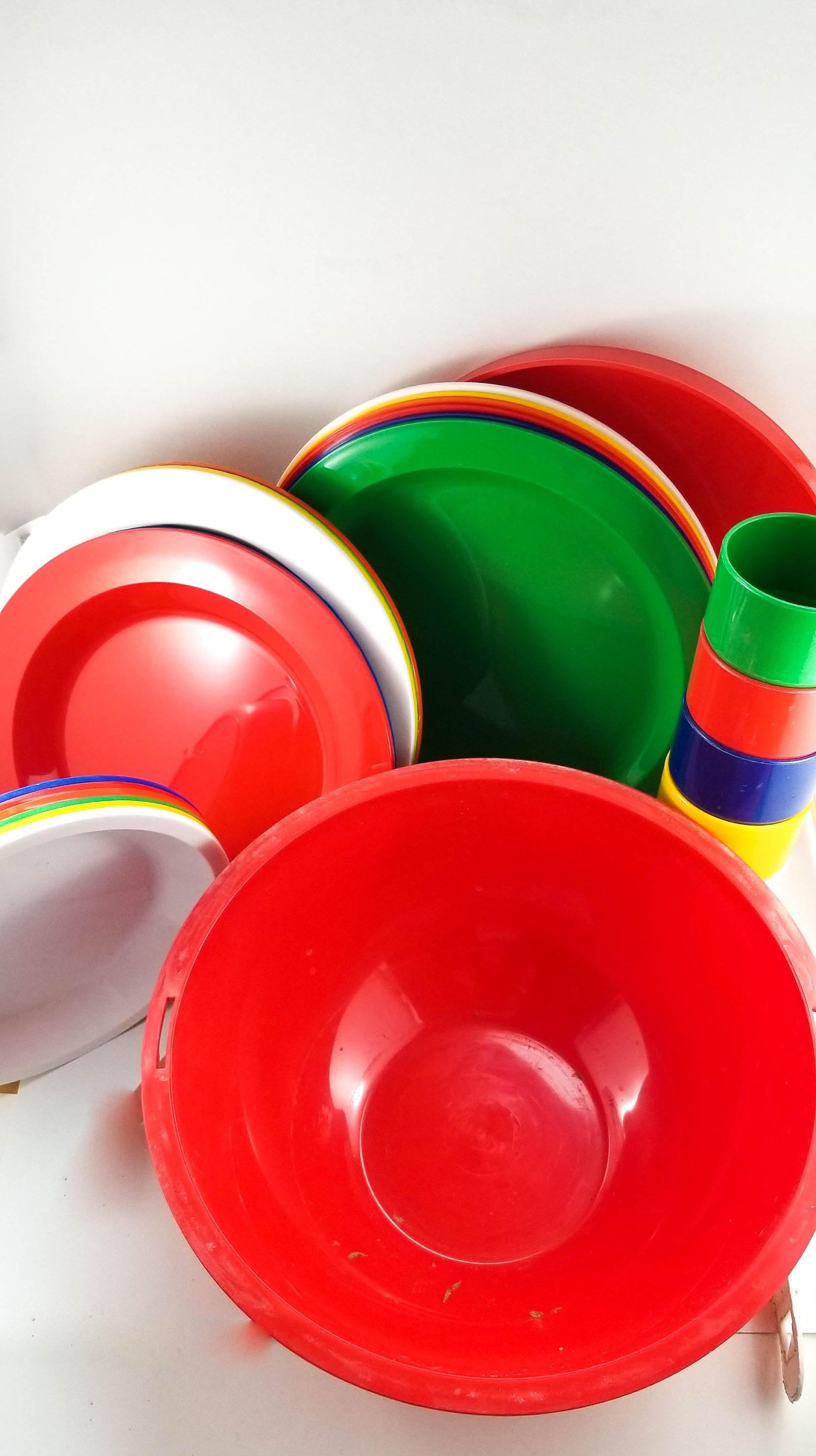 30 Piece MultiColored Plastic Picnic Set All Packaged Up in a Red