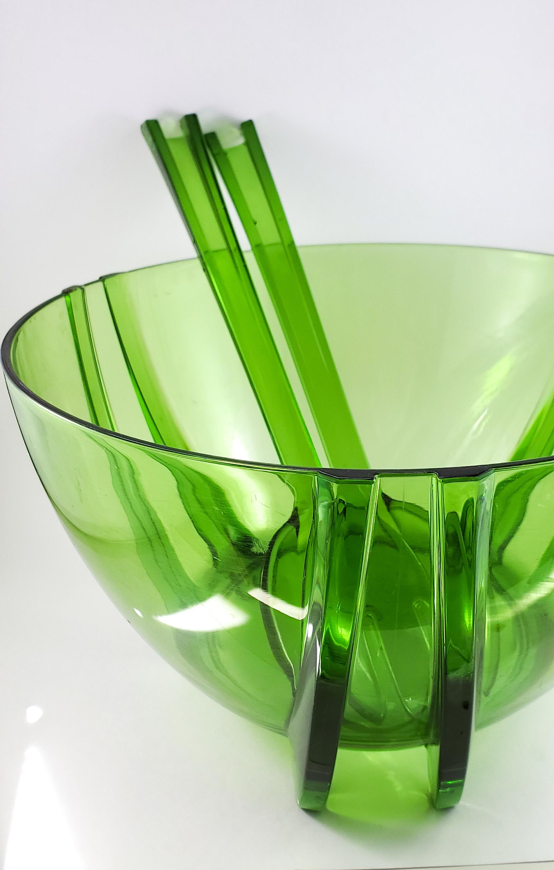 Green Acrylic Salad/Fruit Bowl with Servers