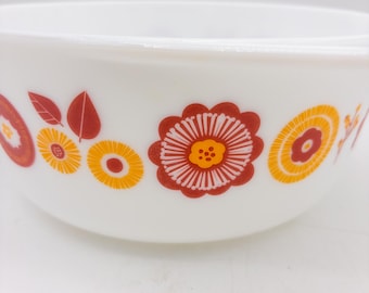 Beautiful Covered Serving Dish/covered Casserole - ModGlass Meadowlands Design