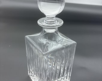 Gorgeous Glass Davinci Etched Decanter