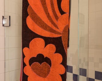 Vintage 1970 Seahorse Brand Orange Groovy Bath/Beach Towel