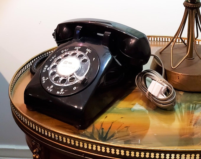 Vintage Black Rotary Bell Canada desk Phone