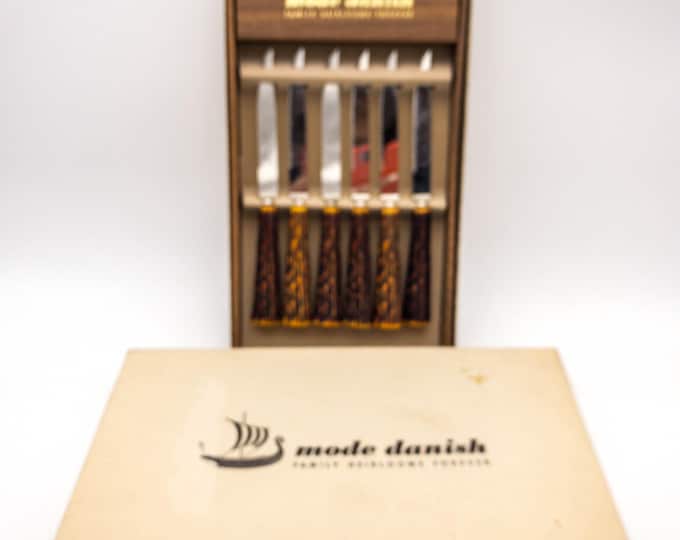 Mode Danish Steak Knives with Faux Horn Handles. Old/New stock in Box