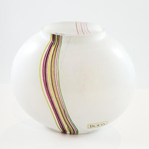 Gorgeous Kosta Boda Sweden Rainbow 48226 Round 5 3/4&quot; H x 6 1/4&quot; W Hand Blown Vase by Glass Artist Bertil Vallien