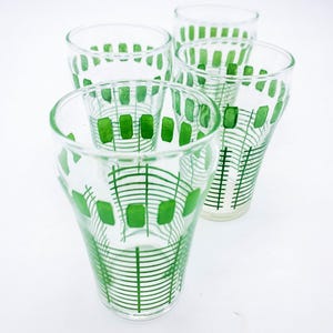 Awesome Mid Century Green Pattern Juice Glasses Set of 4