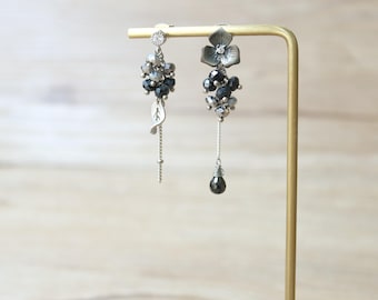 アクセサリー mame Botanical Leaf Asymmetry Earring mame Botanical Leaf Asymmetry Earring - メルカリ