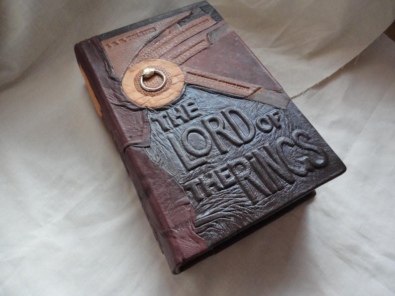 MADE TO ORDER The Lord of the rings Tolkien actial book handmade leather binding Christmas Anniversary Birthday Valentine image 2