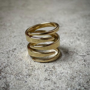ZigZag Ring / W Ring
