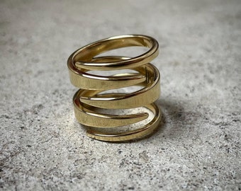 ZigZag Ring / W Ring