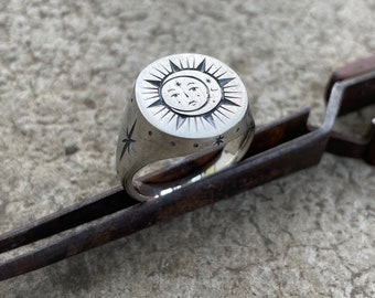 MOON Signet Ring / hand engraved / Sun, Moon & Stars Collection