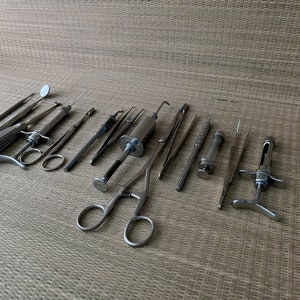 Dentist tools -  Österreich