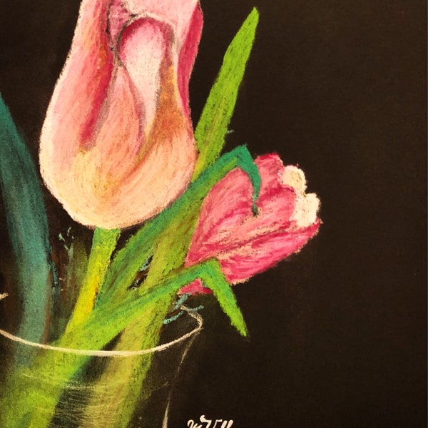 Tulpen in der Vase, Pastellkreide auf schwarzem Fotokarton, 19,0x25,7 cm