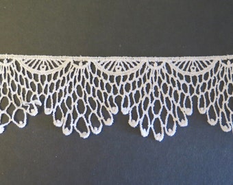 Vintage 50s Swiss Lace Trim- 2.25" - Scalloped Edge, Off-White, 22 Yards Total
