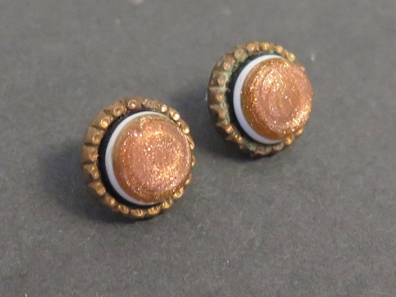 Pair of Antique Waistcoat Buttons Goldstone Glass Center