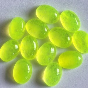 5 stuks 6 x 8 mm natuurlijke ovale citroenjade cabochons, edelstenen set