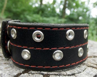 Rock-Leder-Armband, schwarzes Leder, Leder-Armband mit Nieten, Leder Manschette Armband vernietet, Biker Chic, Breite Manschette, Herren Leder