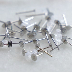 500 (250 Pairs) 4mm Stainless Steel Earring Posts with Clear Plastic Earring Stoppers