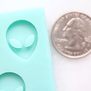 Alien Head Stud Earrings Resin Mold, Alien Cabochon Mold, Alien Head Mold, Alien Earrings Mold, Alien Head Silicone Mold