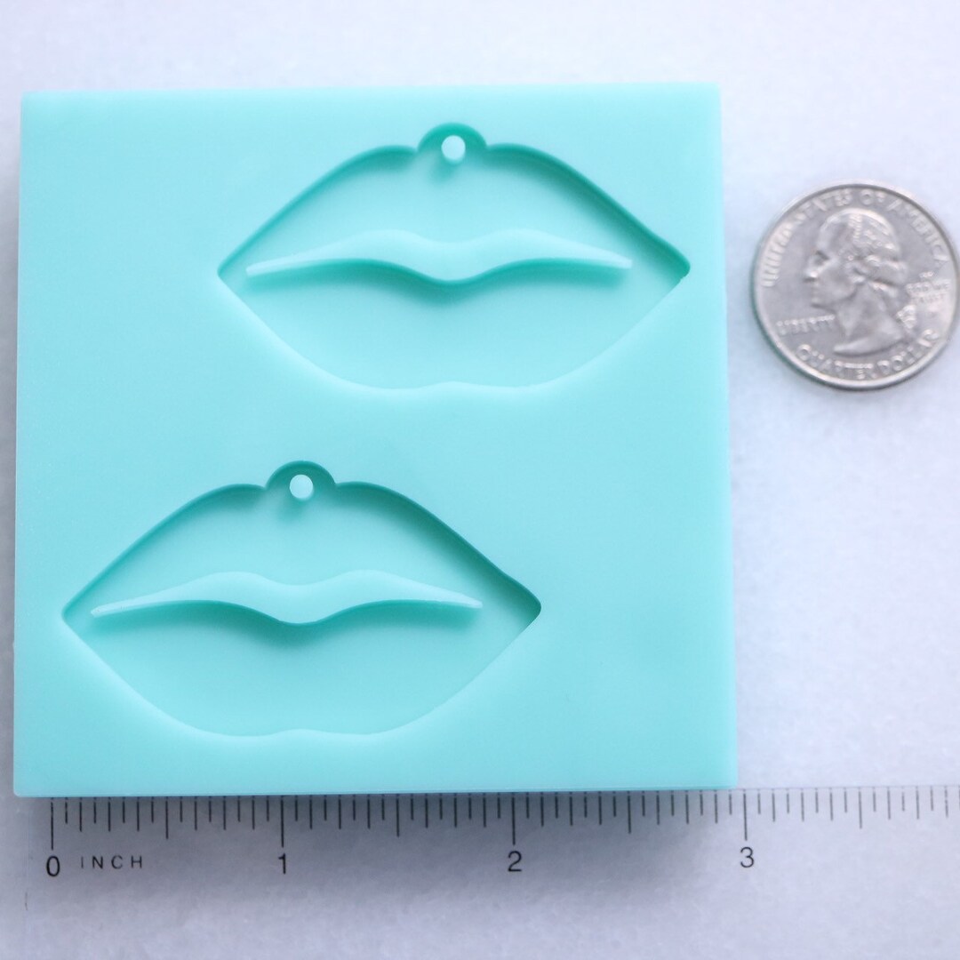 Shiny Lip Jewelry Mold, Valentine's Day Pendant Mold, Lips Pendant Mold