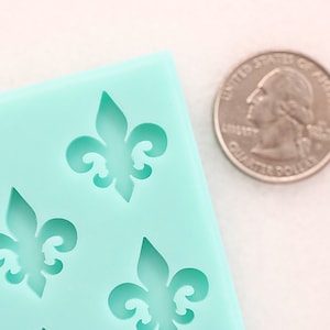 Shiny Fleur De Lis Stud Earrings Mold, Fleur De Lis Stud Mold, Fleur-de-lis Jewelry Mold, Fleur De Lis Cabochon Mold, Fleur de lis mold