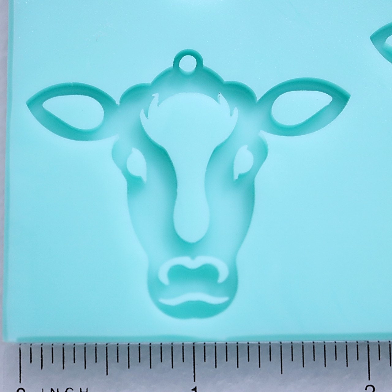 Shiny Cow Head Outline Mold Cow Jewelry Mold Cow Head Cutout Etsy