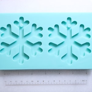 Shiny Snowflake Shape Christmas Ornament Mold, 3-1/2 Inch Tall x 3-1/8 Inch Wide Christmas Ornament Mold