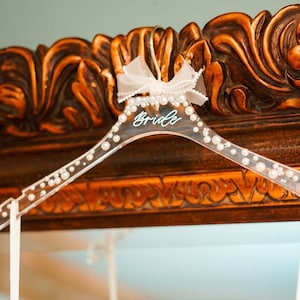 Wedding dress hanger bride Pearl hanger for wedding gown hanger with pearls acrylic bride hanger pearl hanger for bride wedding day gift