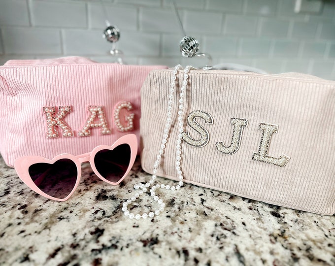 Initial makeup bag bachelorette bags, bridesmaid makeup bag personalized custom make up bag toiletry bag women cosmetic pouch with name