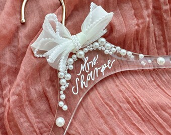 Wedding dress hanger bride Pearl hanger for wedding gown hanger with pearls acrylic bride hanger pearl hanger for bride wedding day gift