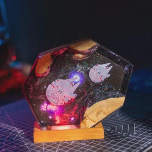 Millennium Falcon Star Wars Resin Lamp