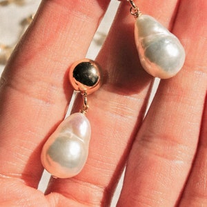 AAA white teardrop Edison Pearl post earrings with 8MM semi circle in 14K gold plated, bridal jewelry, June birthstone, vintage inspired