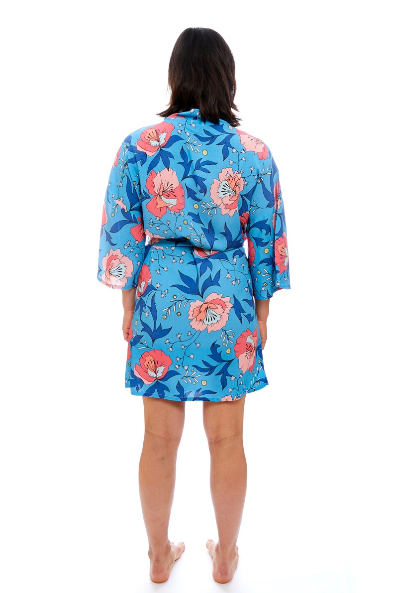 Wedding Day Robe Tropical Print Robe Bridesmaid Robes Bridal Party Robes Personalized Gifts Bridal Lingerie Bridesmaids Gifts