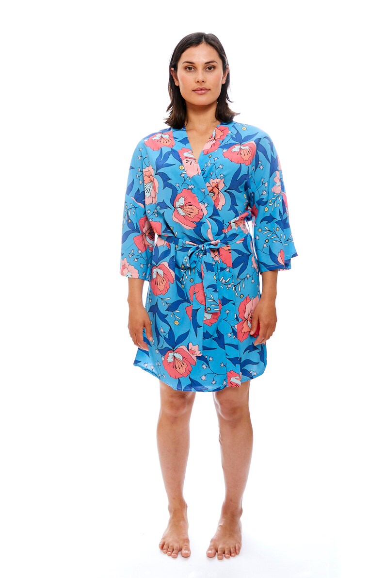 Wedding Day Robe Tropical Print Robe Bridesmaid Robes Bridal Party Robes Personalized Gifts Bridal Lingerie Bridesmaids Gifts