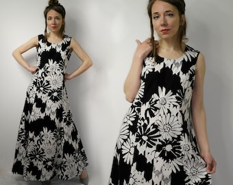 Vintage Scandinavian maxi cotton dress / Petri of Sweden floral summer dress / Black white dress /  Made in Sweden dress /