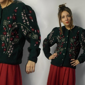 Vintage  Austrian trachten wool cardigan / Green Bavarian Tyrolean sweater / Folk embroidery flower floral sweater