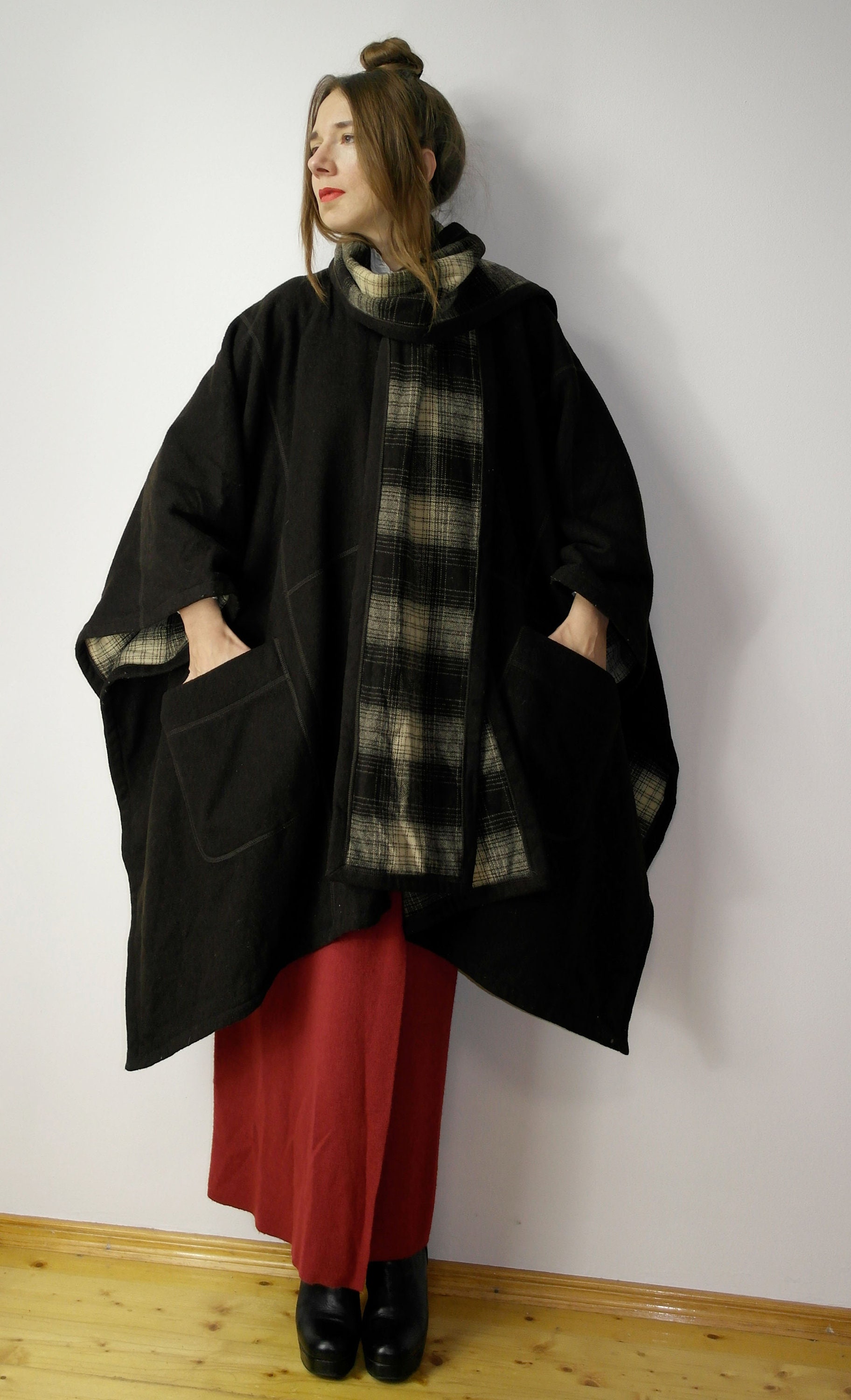 Vintage Winter Wool Poncho / Reversible Brown Plaid