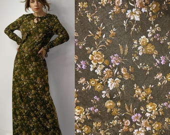 Finnish Finland 70s maxi dress / Kaunotar long floral maxi dress with sleeves / Autumn Fall long dress with flower print