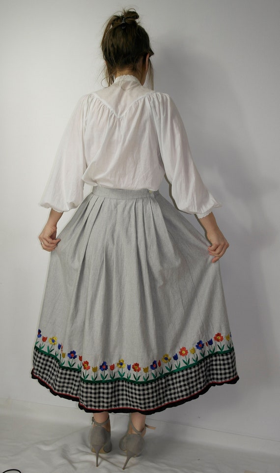 Trachten skirt / Embroidered Folk skirt with pock… - image 6