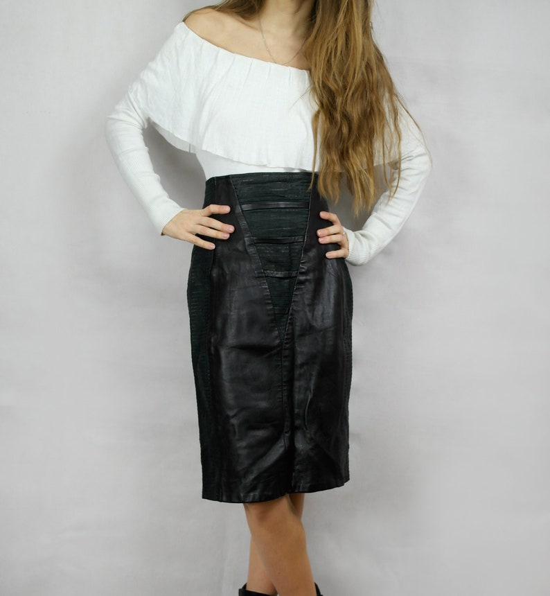 80s Black Real Leather Skirt / Joques Sac elegant leather skirt / black pencil skirt / Midi skirt / image 2