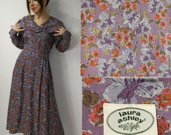 Laura Ashley floral dress / Laura Ashley romantic boho dress 80s / Flowy Laura Ashley dress with long sleeves