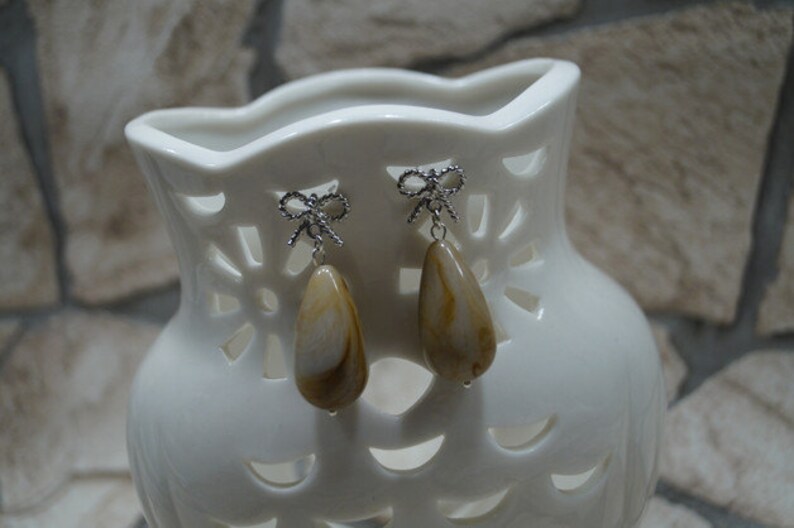 Earrings Elegant Bow Brown