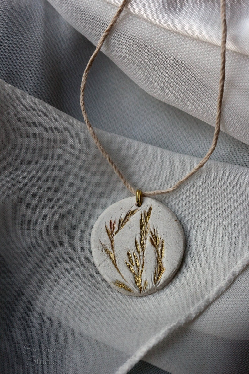 Footprint Boho Floral Gift Stamp Natural White Clay Pendant Golden fields Aroma Necklace