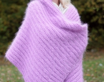 Tricot à la main mohair blanc Blanked