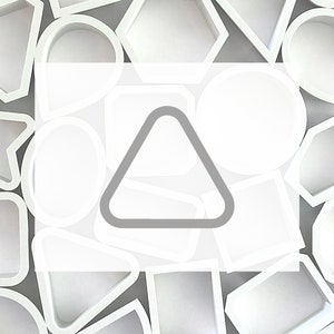 ROUNDED TRIANGLE Cookie Cutter
