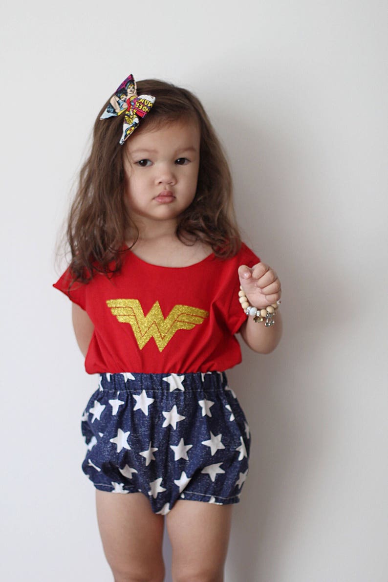 WONDER WOMAN Crop Top / Shirt in Red with glitter gold design Etsy